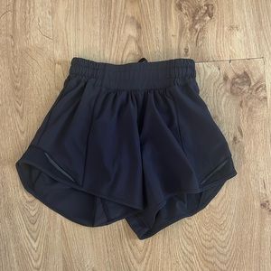 Lululemon Hotty Hot shorts
